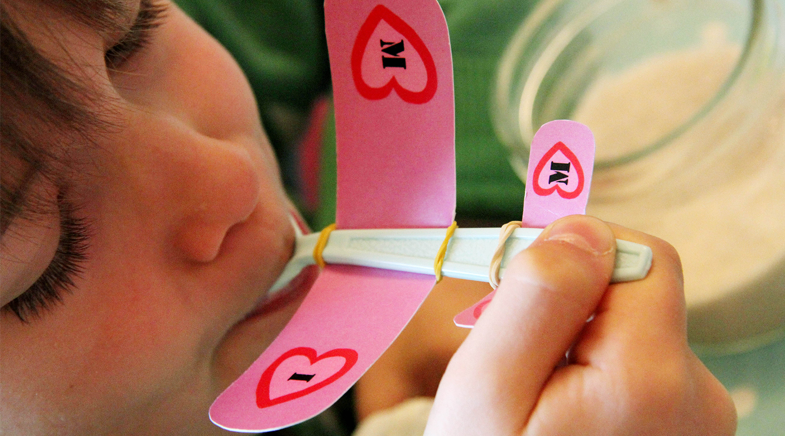 Cuillère Bébé Gravée Avion - 17 Cm, Personnalisable Au Prénom, Pour Repas Ludiques