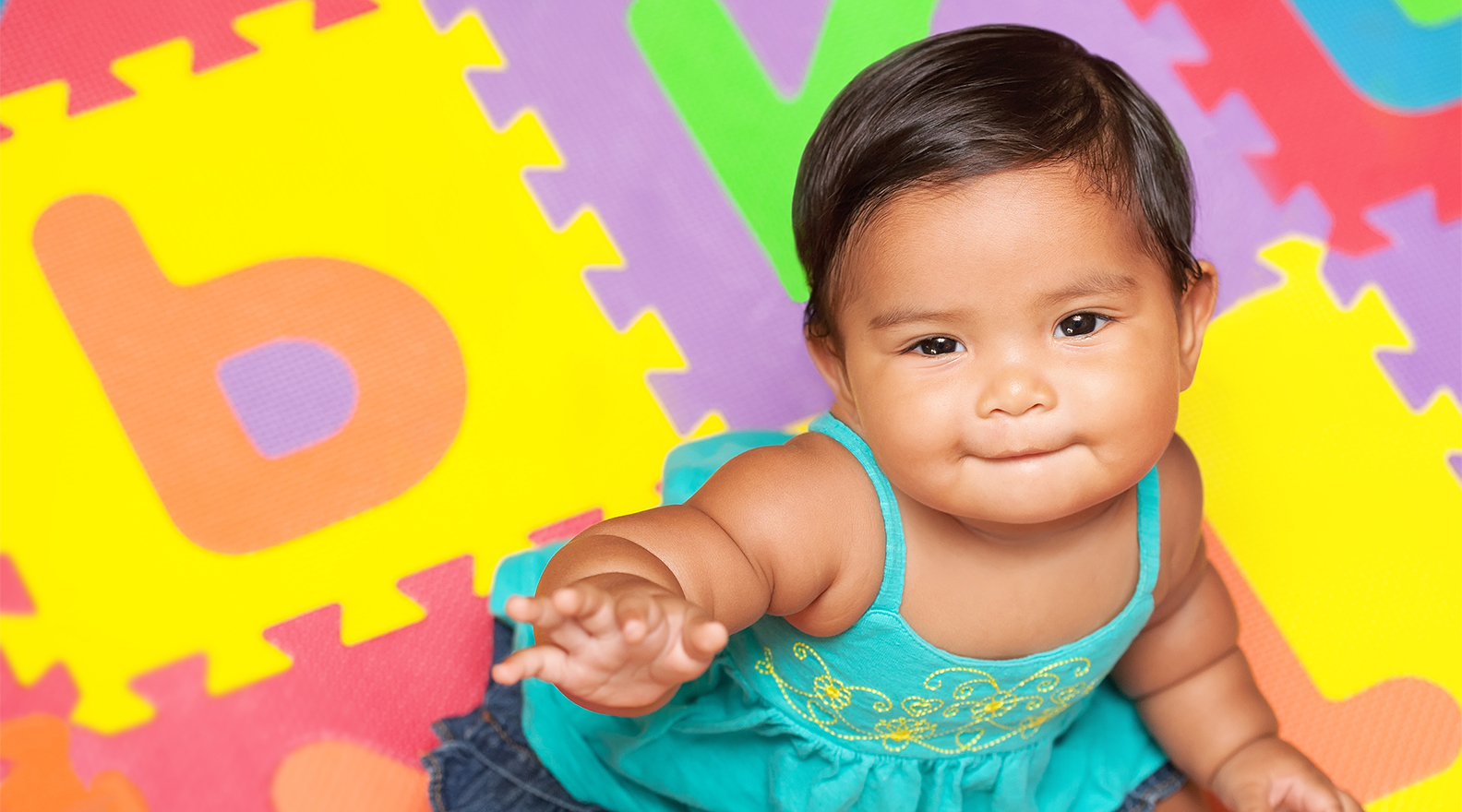 Développement du bébé : les grandes étapes de son évolution de 0 à 12 mois  - Les grandes étapes