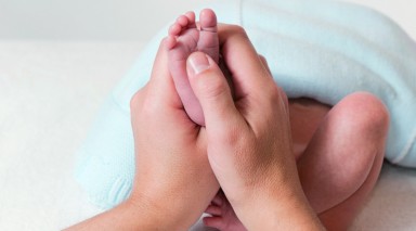 massage pied bebe
