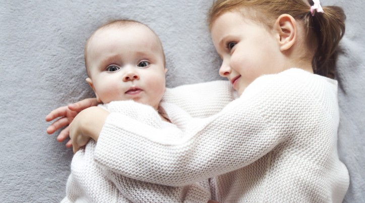 freres et soeurs bébé