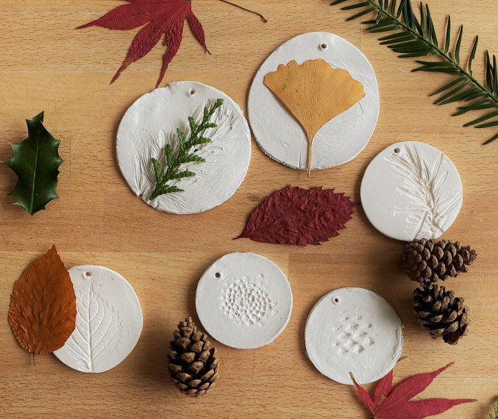 activité Noël décoration argile nature forêt