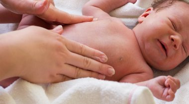 Soulager un bébé qui a mal au ventre - bébé qui a mal au ventre bébé qui a mal au ventre
